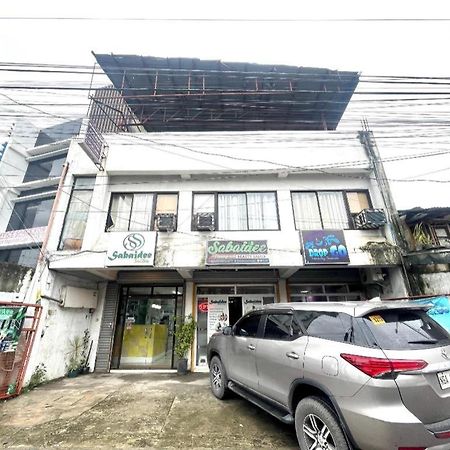 Oyo 910 Sabaidee Suites Mandaue Exterior foto